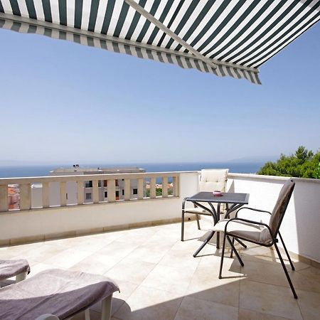 Matanovi Dvori Md Apartments Макарска Екстериор снимка