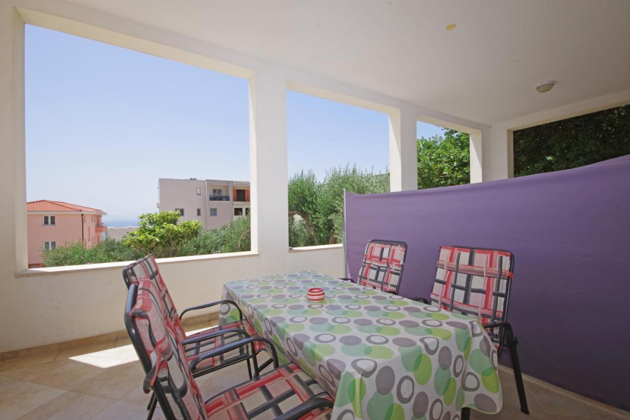 Matanovi Dvori Md Apartments Макарска Екстериор снимка